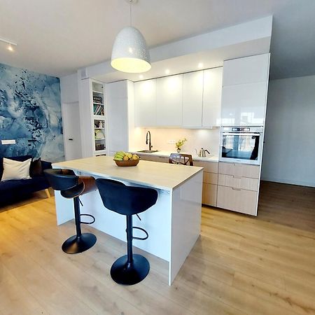 Luxury Modern New Apartment With Garden Close To Wroclaw Self Check-In 24H Siechnice Exteriör bild